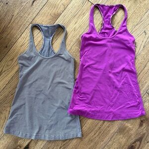 Lululemon Swiftly Tech Racerback Tank Lot of 2 size 4
